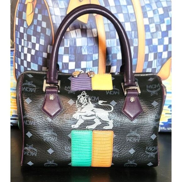Black MCM Visetos Lion Princess Boston - Picture 1 of 16
